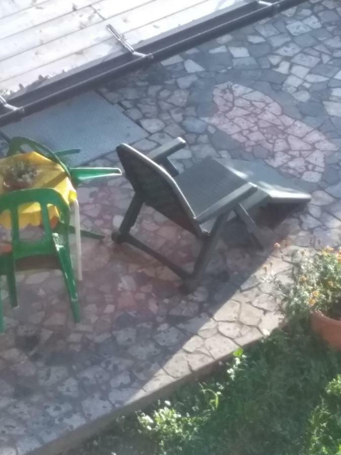 Aritzo Appartamento Romantico Eksteriør billede